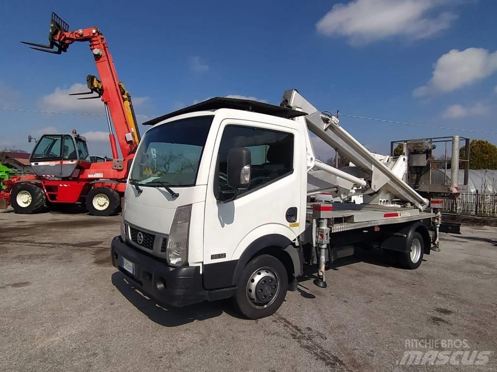 Multitel hx200xe Ant vilkikų montuojamos kėlimo platformos