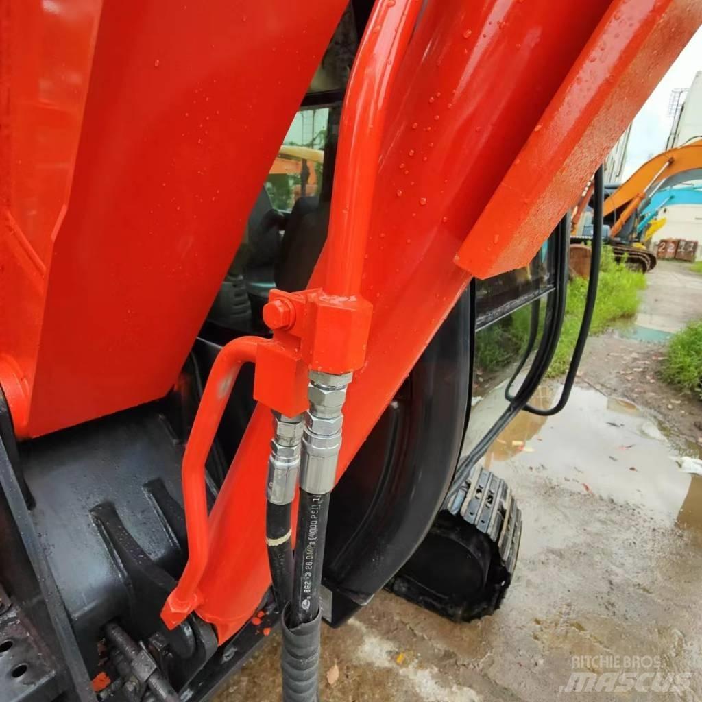 Hitachi ZX 60 Mini ekskavatoriai < 7 t