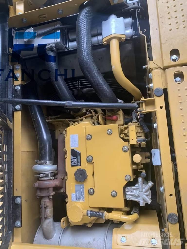 CAT CAT 312 D Vidutinės galios ekskavatoriai 7-12 t