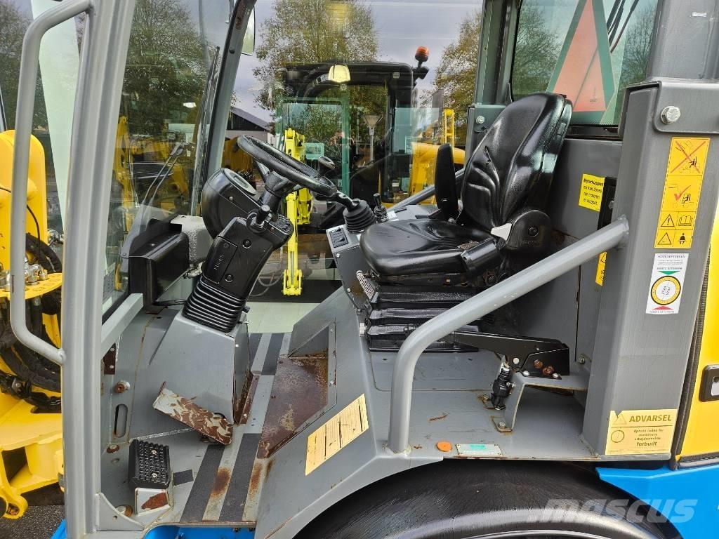 Weidemann 2070LP Mini krautuvai