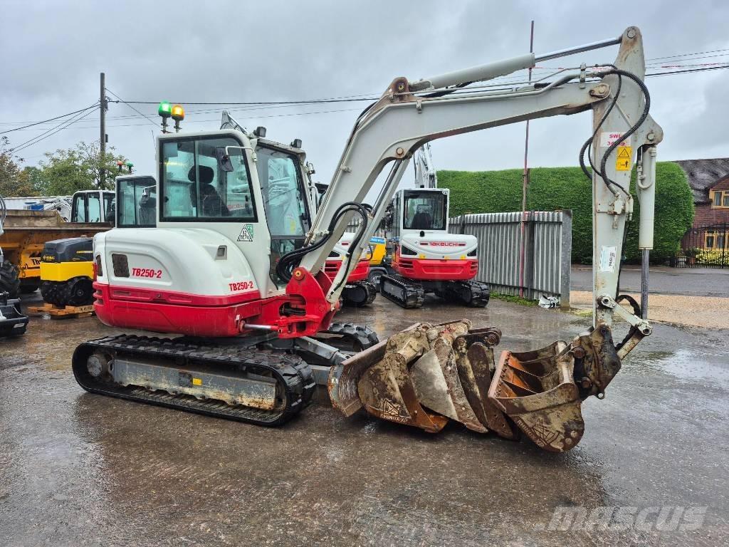 Takeuchi TB 250 Mini ekskavatoriai < 7 t