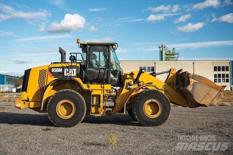 CAT 950M Naudoti ratiniai krautuvai