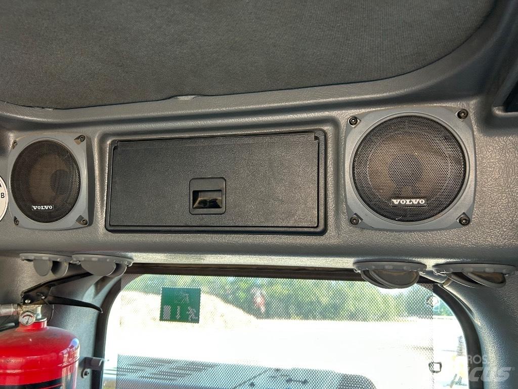 Volvo EC 210 B LC Vikšriniai ekskavatoriai