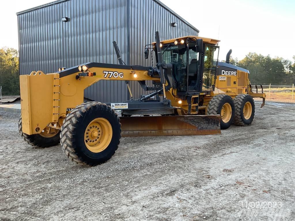 John Deere 770 G Greideriai