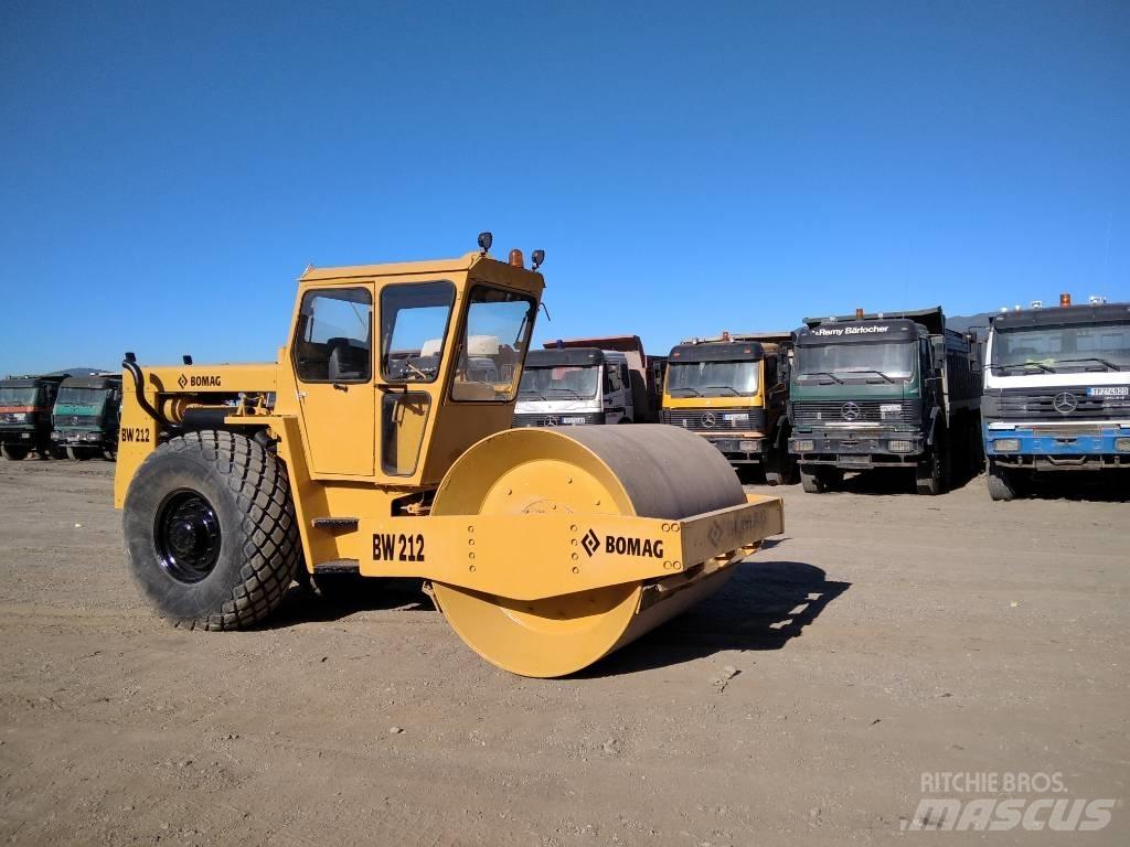 Bomag BW 212 Vieno būgno volai