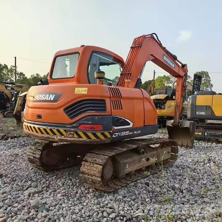 Doosan DX85-9C Vikšriniai ekskavatoriai