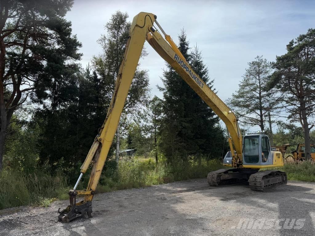 New Holland E 215 Aukštuminiai ekskavatoriai