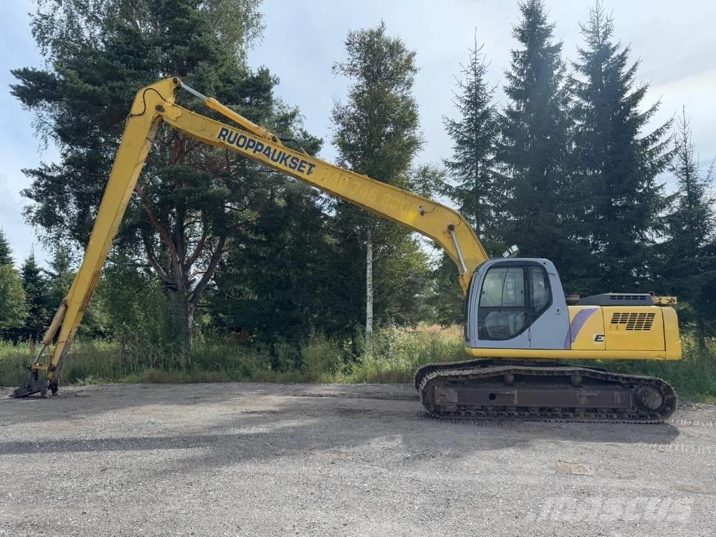New Holland E 215 Aukštuminiai ekskavatoriai