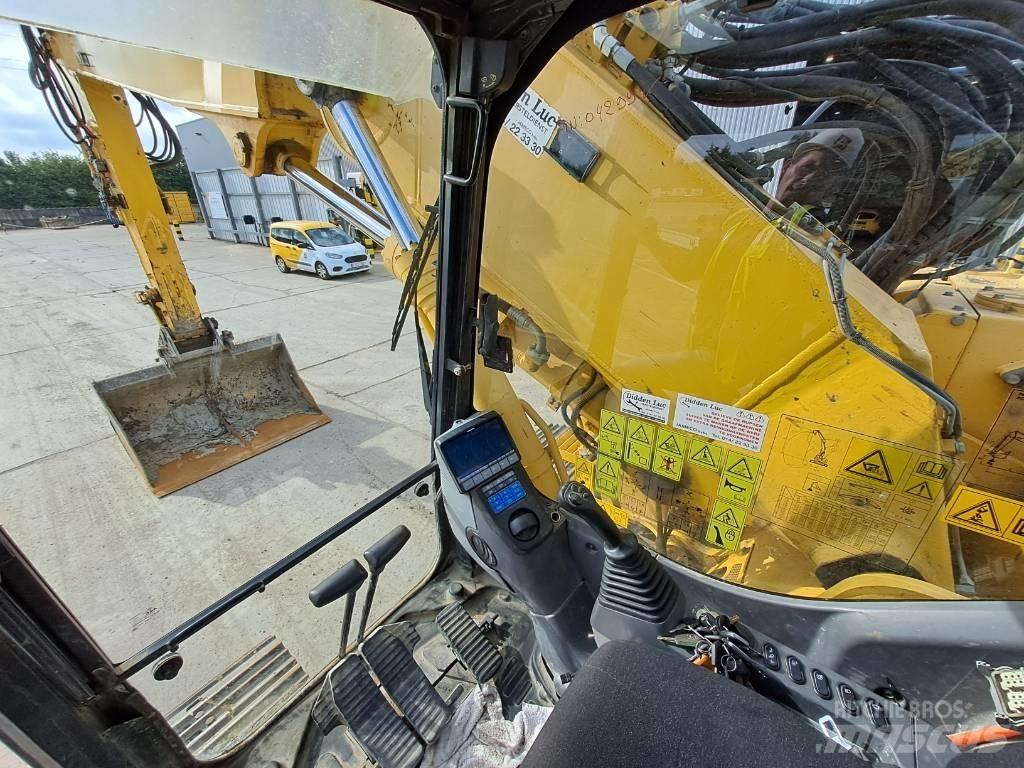 Komatsu PC228USLC-8 Vikšriniai ekskavatoriai
