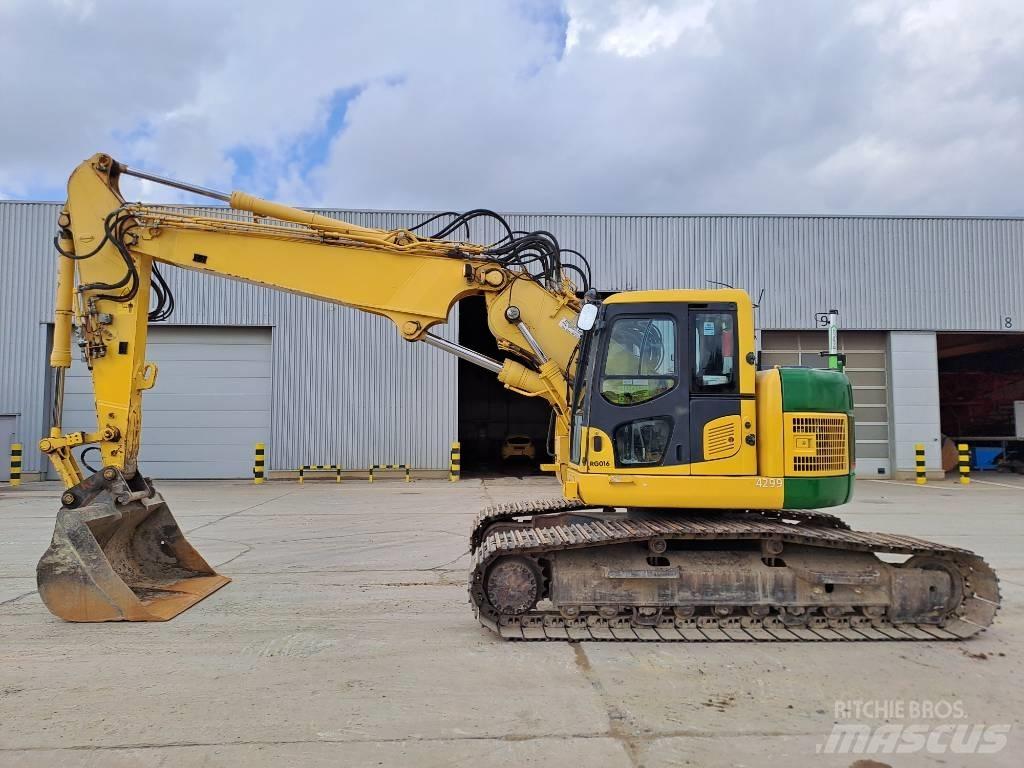 Komatsu PC228USLC-8 Vikšriniai ekskavatoriai