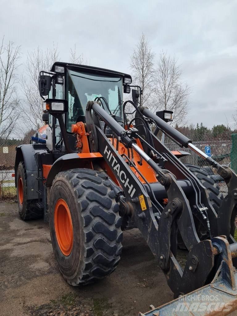 Hitachi ZW 180 PL-6 Naudoti ratiniai krautuvai