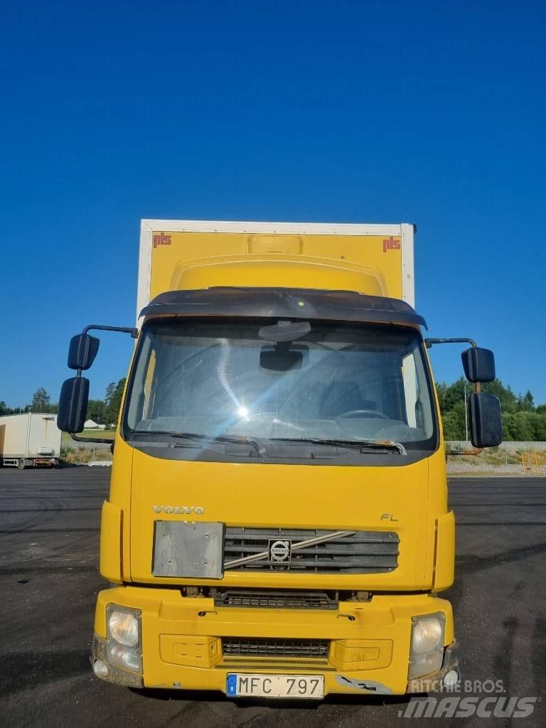 Volvo FL 240 Sunkvežimiai su dengtu kėbulu