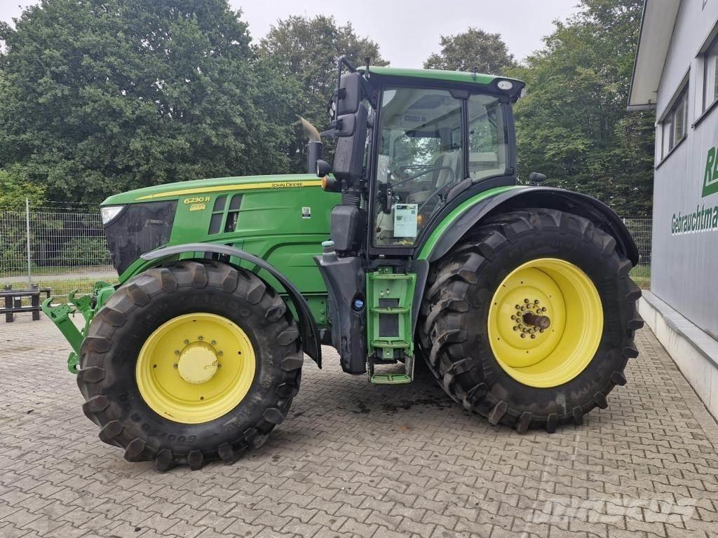 John Deere 6230R Traktoriai