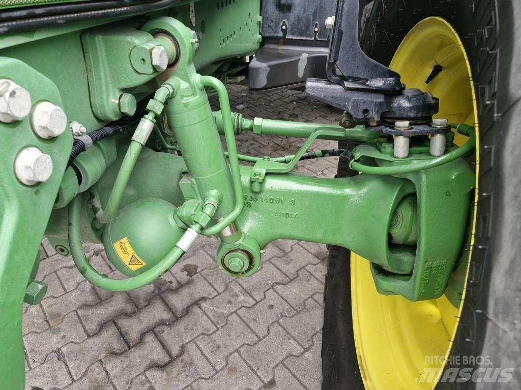 John Deere 6230R Traktoriai