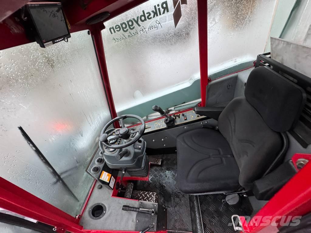 Timan Tool-Trac 245 Specializuotos paskirties technika