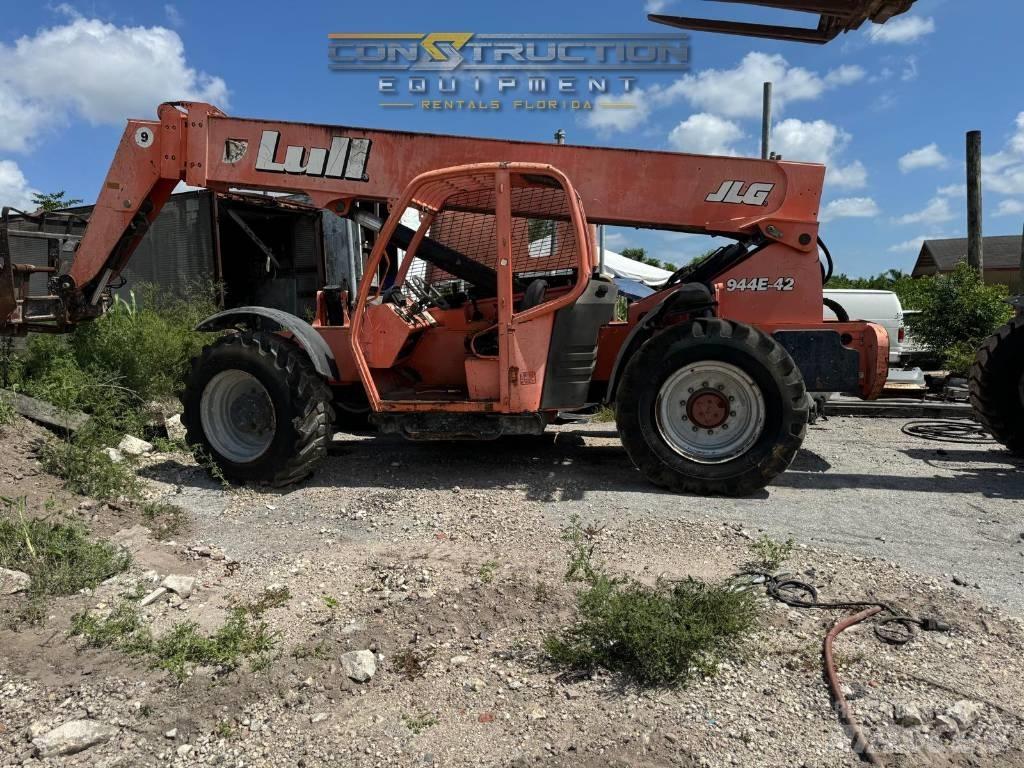 JLG 944 E-42 Šakiniai krautuvai - Kita
