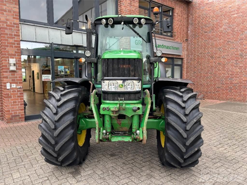 John Deere 6830 Traktoriai