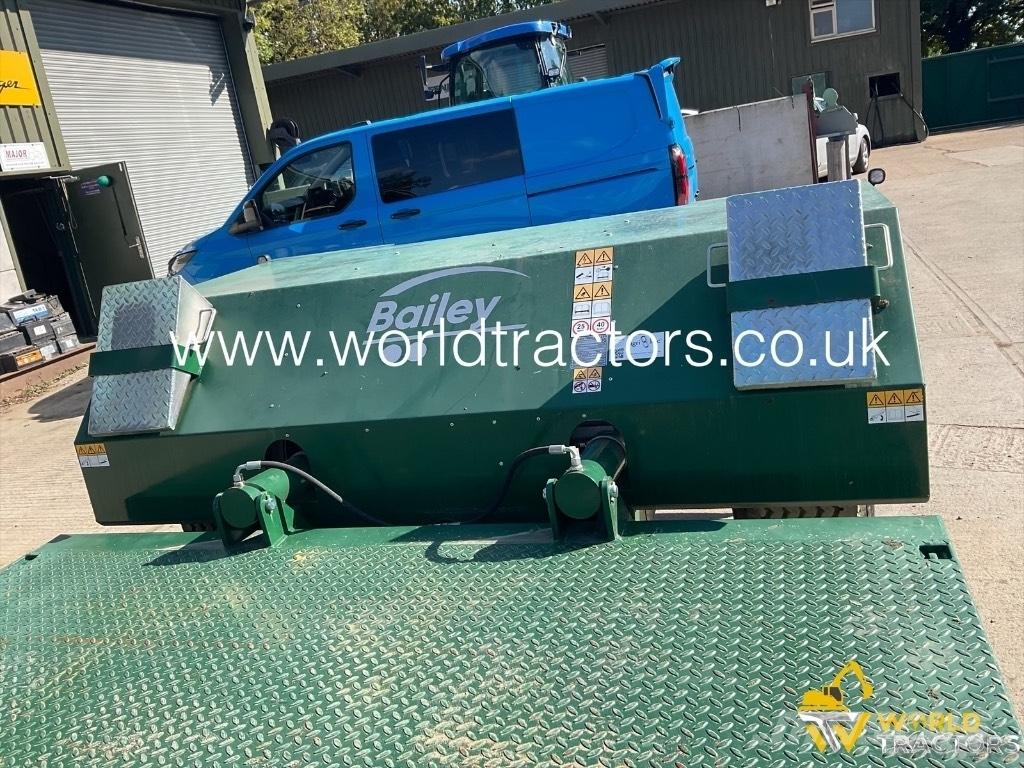 Bailey LOW LOADER Kitos priekabos