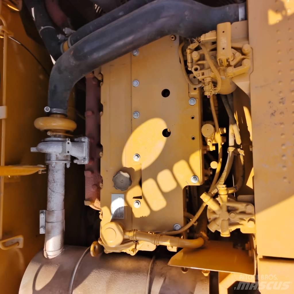 CAT 320 D Vikšriniai ekskavatoriai