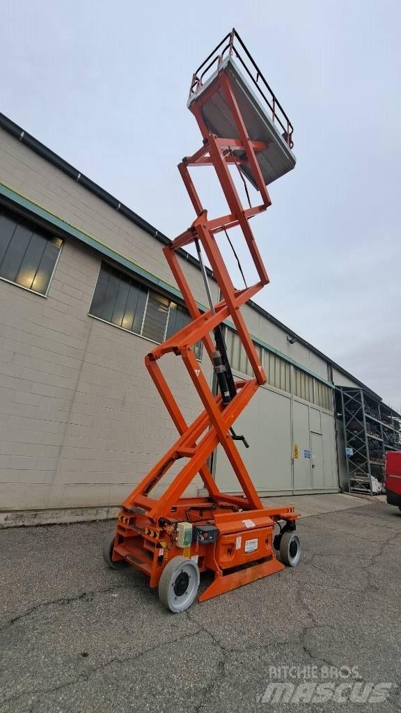 JLG 2646 ES Žirkliniai keltuvai