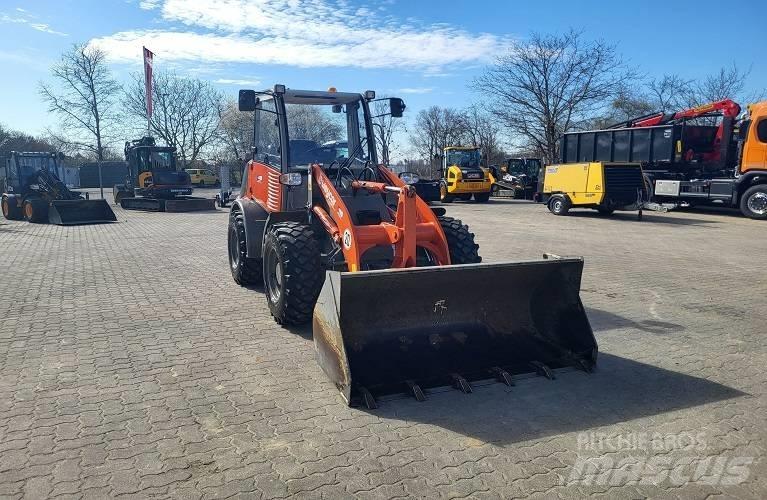 Weycor AR 400 Naudoti ratiniai krautuvai