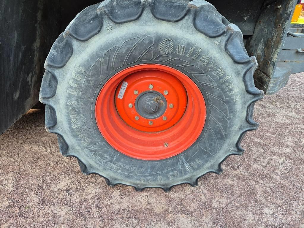CLAAS Jaguar 850 Pašarų ruošimo technika