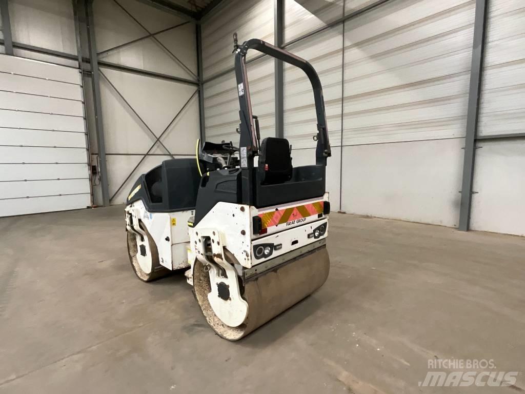 Bomag BW 135 AD-5 Porinių būgnų volai