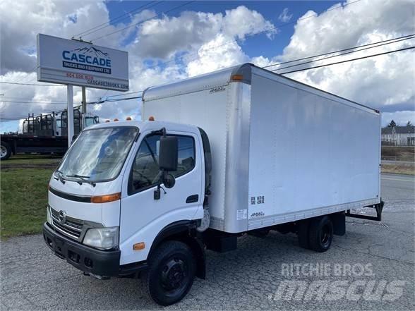 Hino 145 Gėrimų tiekimo sunkvežimiai