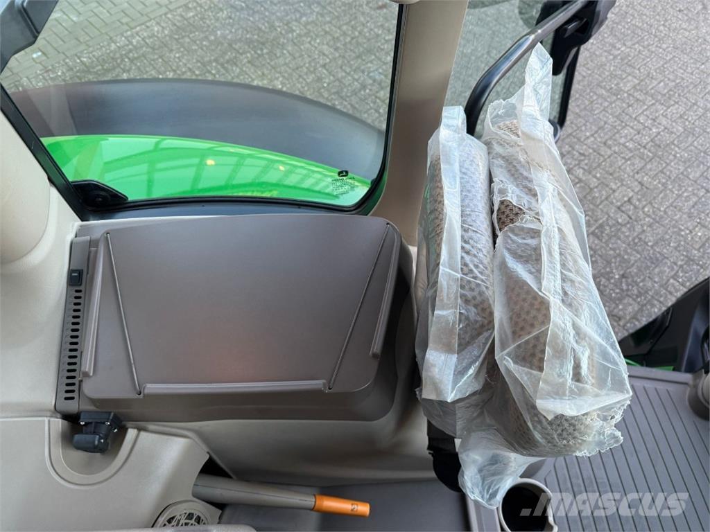 John Deere 6R185 Traktoriai