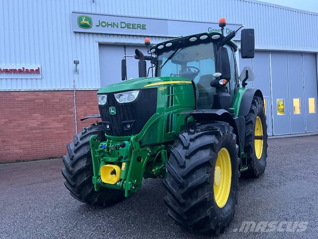 John Deere 6250 R Traktoriai
