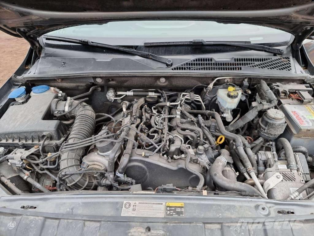 Volkswagen Amarok Pikapai / Bortiniai sunkvežimiai