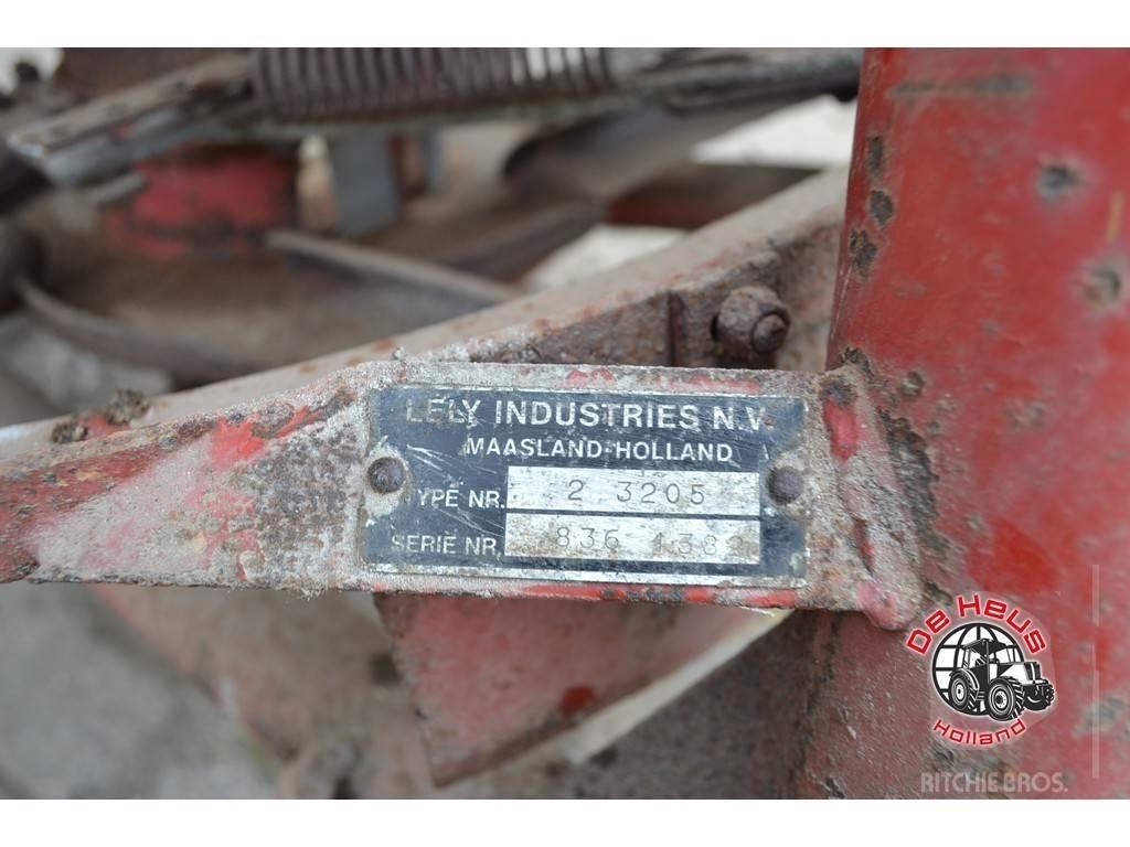 Lely 1250 Mineralinių trąšų barstytuvai