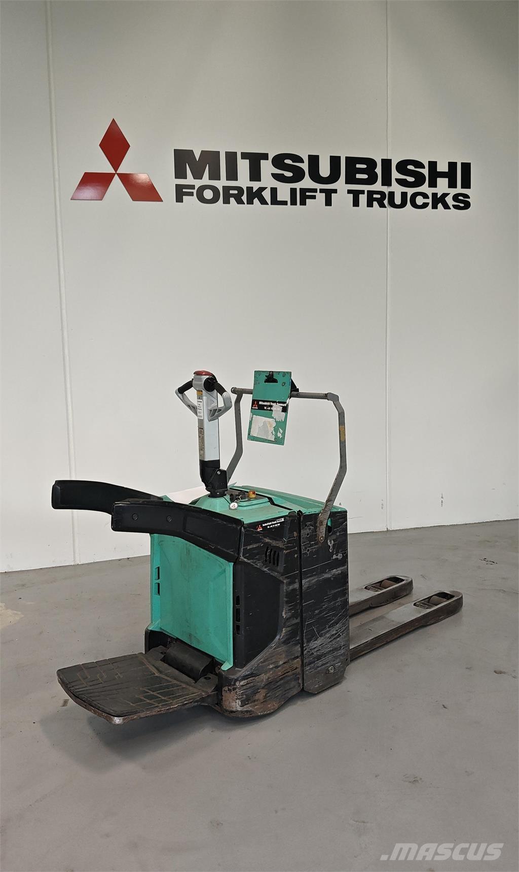 Mitsubishi PBV20N2 Keltuvai su platforma operatoriui