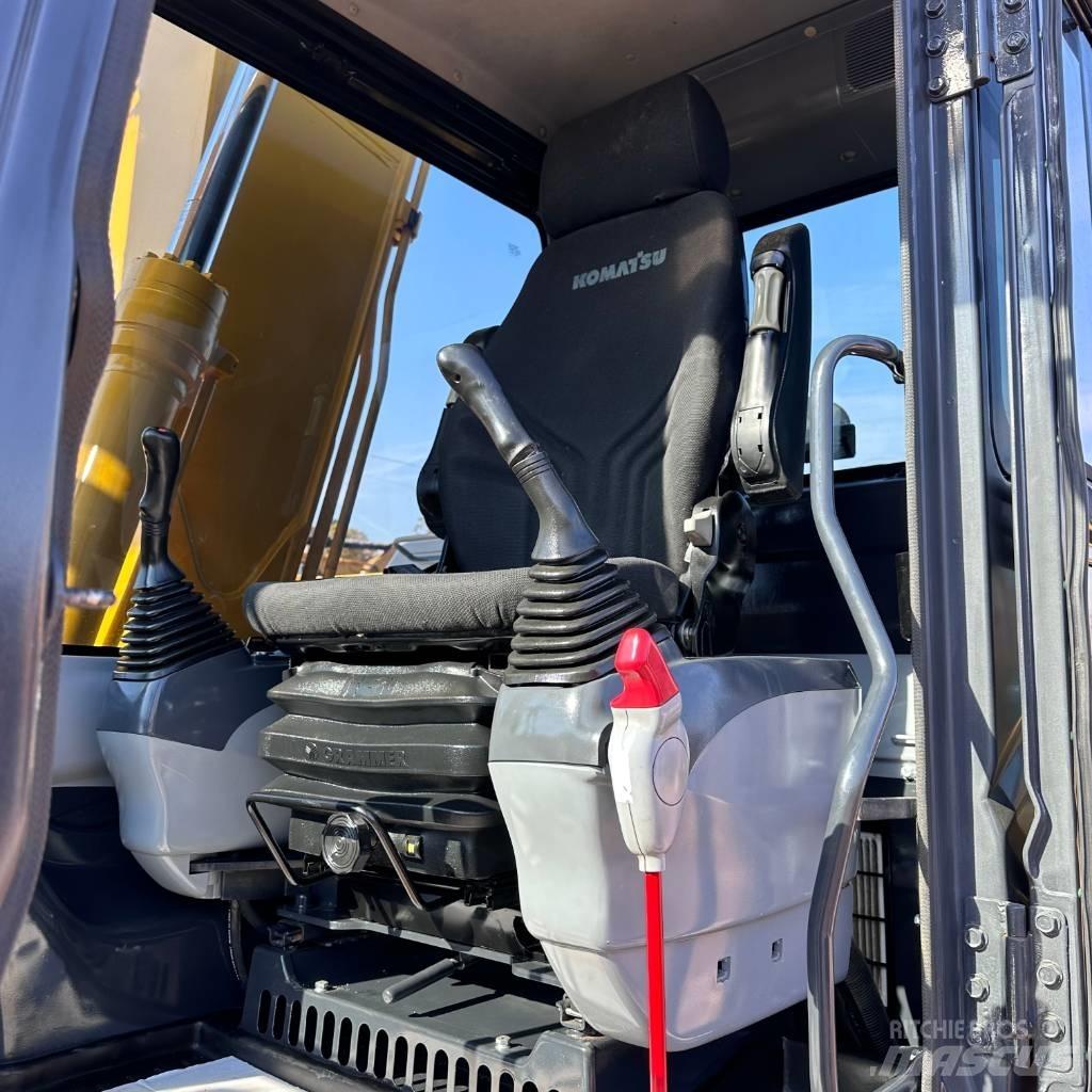 Komatsu PC 130-7 Vikšriniai ekskavatoriai