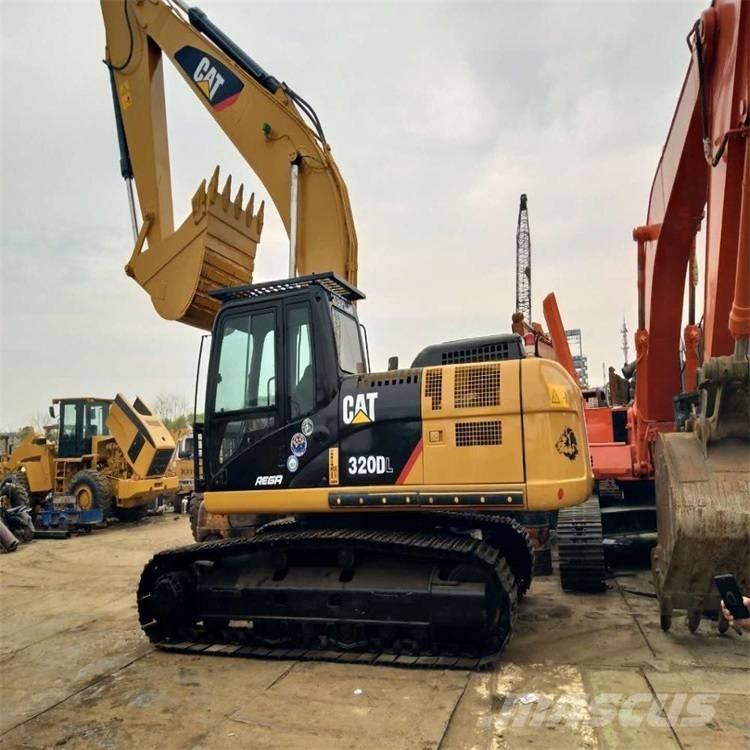 CAT 325DL Vikšriniai ekskavatoriai