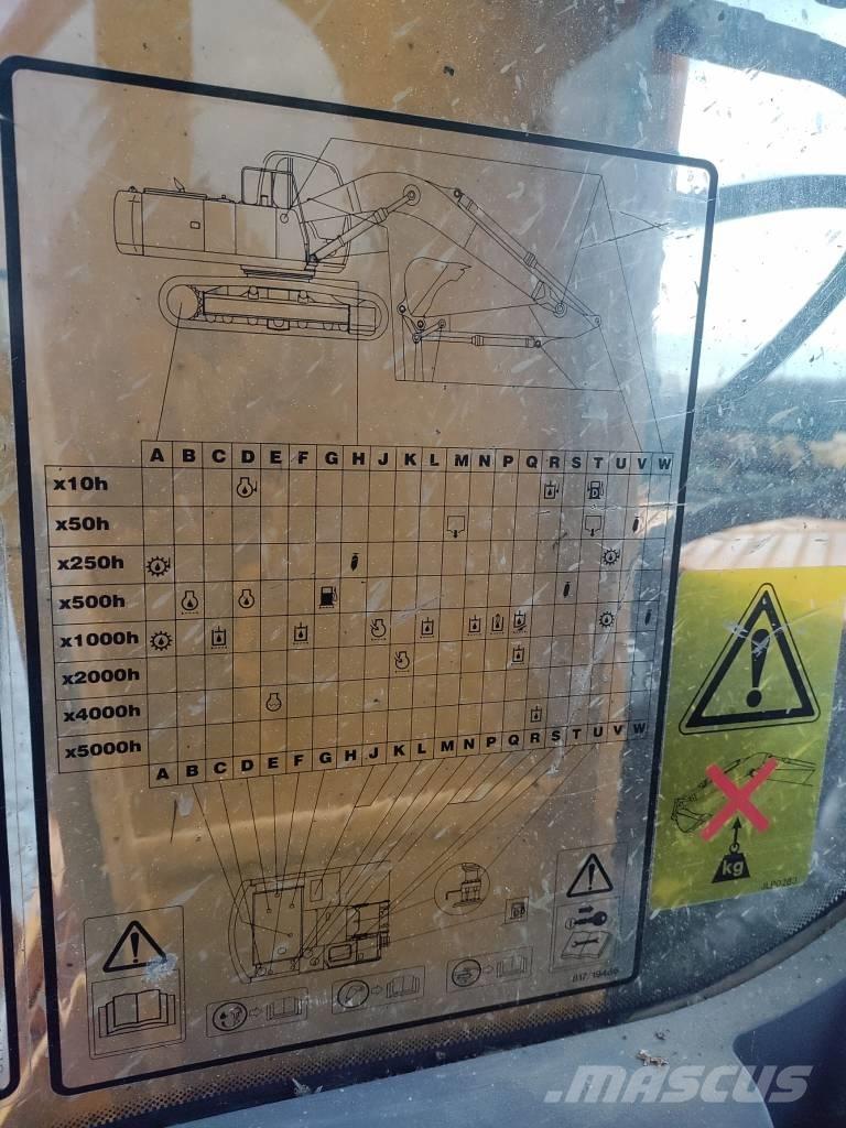 JCB JS 240 N LC Vikšriniai ekskavatoriai