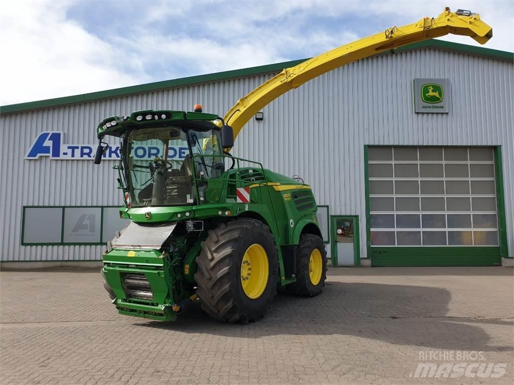 John Deere 8500 Pašarų kombainai