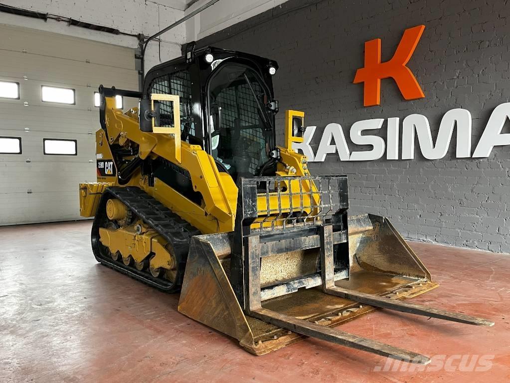 CAT 259 D Krautuvai su šoniniu pasukimu