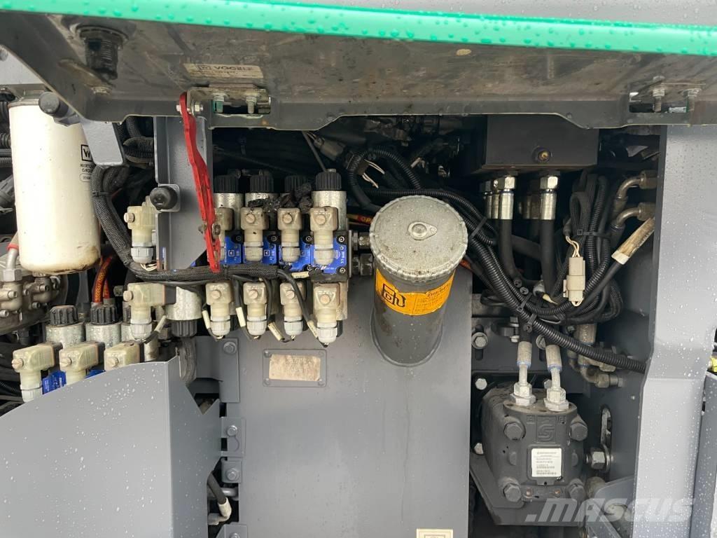 Vögele SUPER 1300-3I Asfalto klotuvai