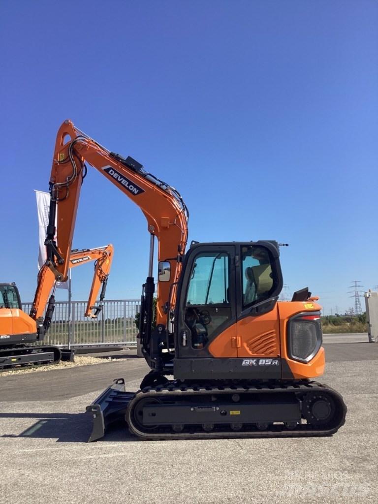 Develon DX85R-7 Vidutinės galios ekskavatoriai 7-12 t