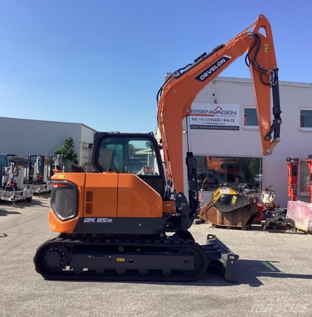 Develon DX85R-7 Vidutinės galios ekskavatoriai 7-12 t