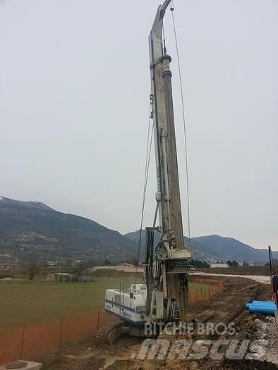Soilmec SR30 Polių kalimo technika
