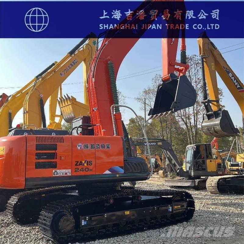 Hitachi ZX 240 Vikšriniai ekskavatoriai