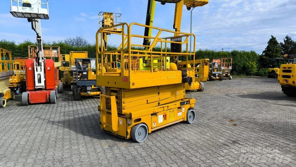 Haulotte Compact 12 Žirkliniai keltuvai