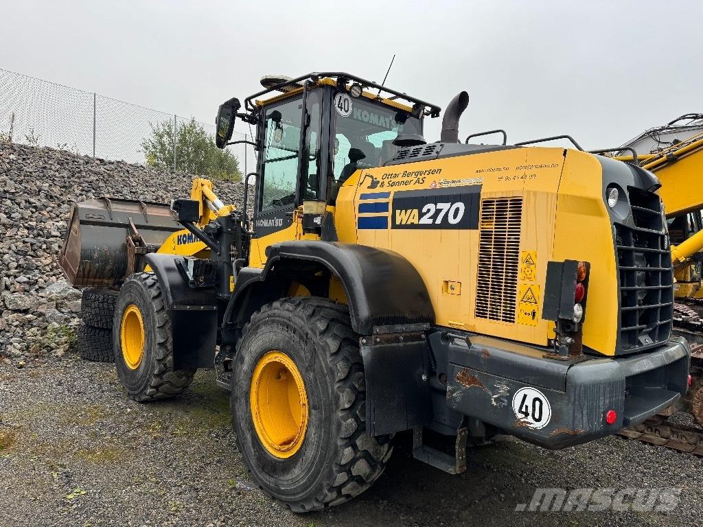 Komatsu WA 270-8 Naudoti ratiniai krautuvai