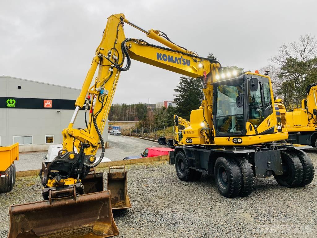 Komatsu PW148-11 Ratiniai ekskavatoriai