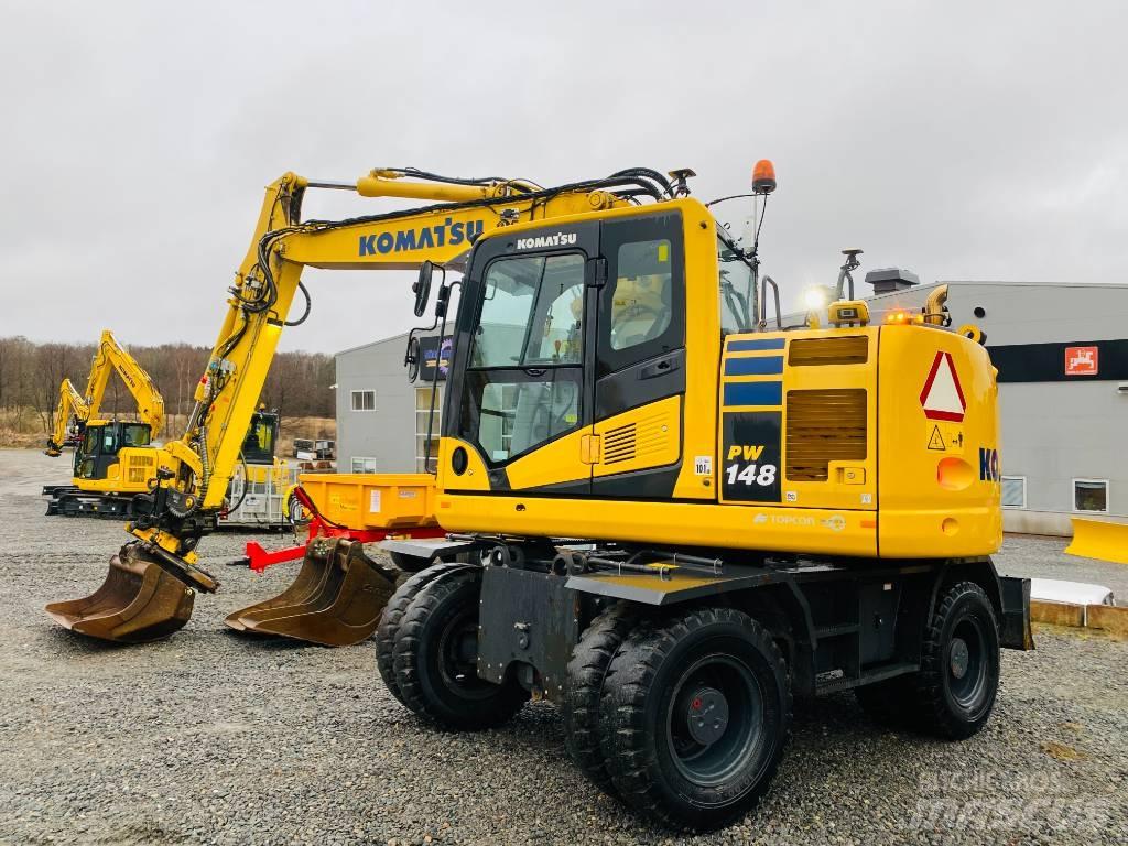 Komatsu PW148-11 Ratiniai ekskavatoriai