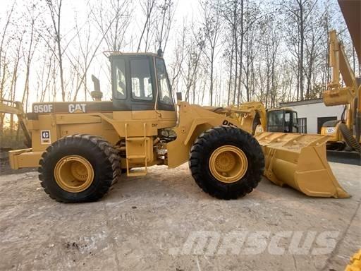 CAT 950F Naudoti ratiniai krautuvai