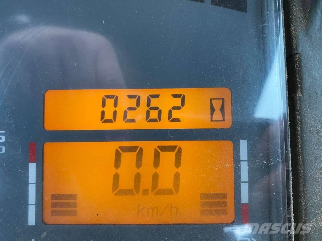 CLAAS Ares 836 RZ Traktoriai