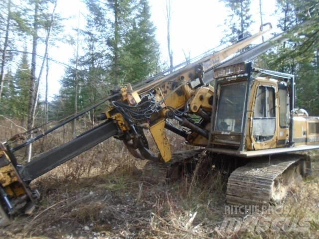 John Deere 200 LC Miško krautuvai